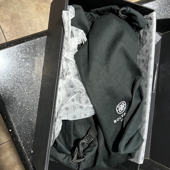 Shoes - Picture 3 of 4